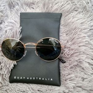 NWOT Quay Australia sunglasses